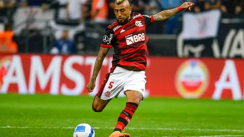 Arturo Vidal ingresó en el segundo tiempo y jugó la Copa Libertadores 15 años después de la última vez