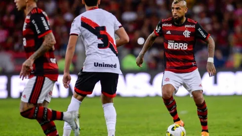 Flamengo disfruta de una gran versión de Vidal.