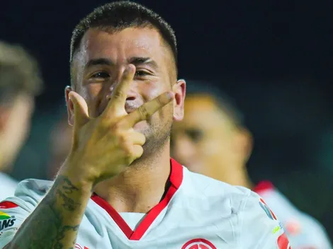 ¡De cabeza! Toluca líder con gol de Jean Meneses