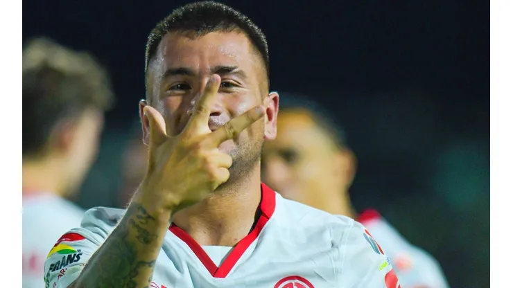 Jean Meneses marcó su primer gol en el Torneo de Apertura de la Liga MX y le dio el liderato a Toluca
