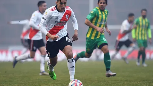 El Pibe llama rápidamente la atención de la prensa especializada del otro lado de la cordillera.