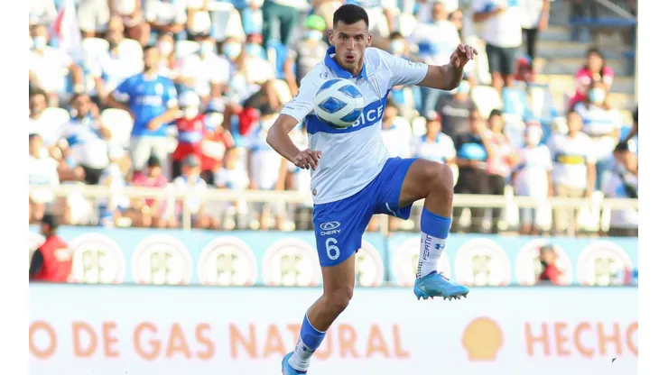 Nehuén Paz dejará la UC tras exactos 5 meses.