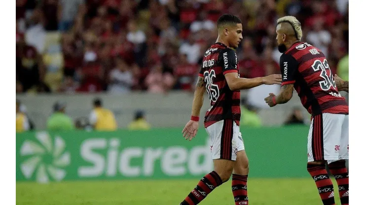 Vidal podría ser desde la partida ante el Goianiense
