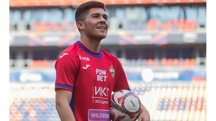 Víctor Méndez cumplió su deseo y saltó desde la Unión Española al fútbol de Europa: jugará en el CSKA Moscú de Rusia.
