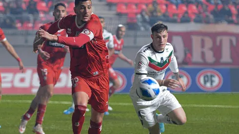 Unión La Calera se llevó un punto gracias a un penal que deja muchas dudas