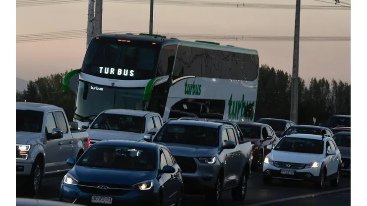 ¿Hasta cuándo se extendió la vigencia de las licencias de conducir y a quiénes?