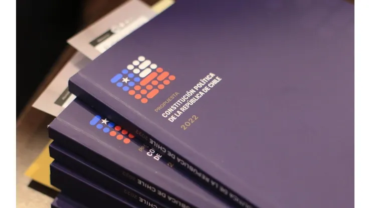 ¿Dónde obtener de forma gratuita el texto impreso de la Nueva Constitución?
