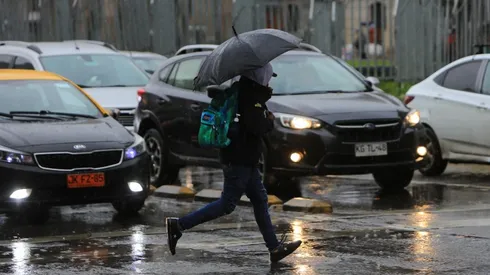 ¿A qué hora comienza la lluvia en Santiago este miércoles 27 de julio?
