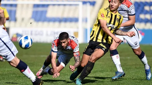 Fernández Vial y Recoleta dejan la zona de descenso en la B al rojo vivo