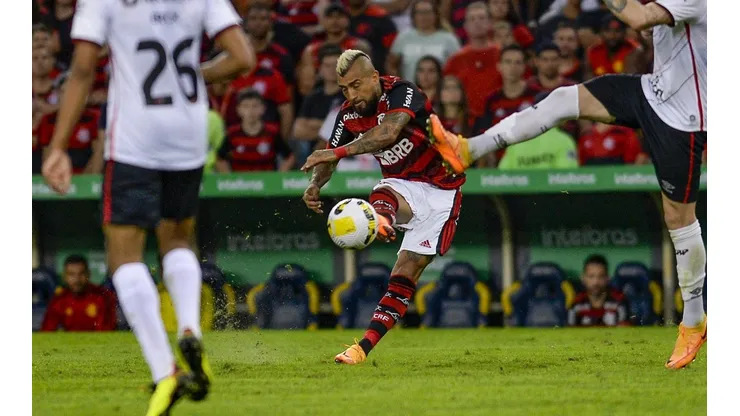 Arturo Vidal y Flamengo empatan contra Athletico Paranaense en el segundo partido del King con el Mengao.