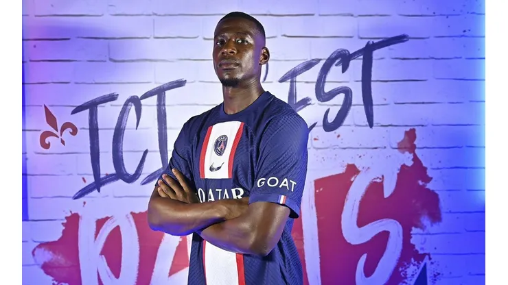 Mukiele presentado como el nuevo fichaje del PSG