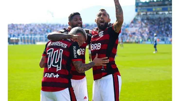 Arturo Vidal es pura alegría tras su debut en el Flamengo