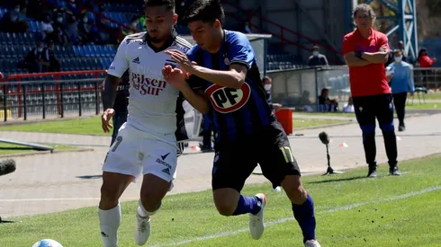 Colo Colo llega como líder del torneo junto a Ñublense de Chillán, y ahora recibe a Huachipato en el Estadio Monumental.