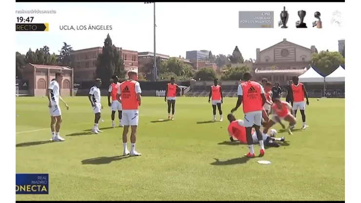Antonio Rüdiger le dio con todo a Eden Hazard.