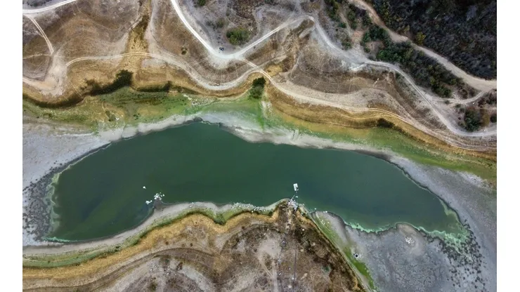 Sequía lago Peñuelas (marzo 2022)