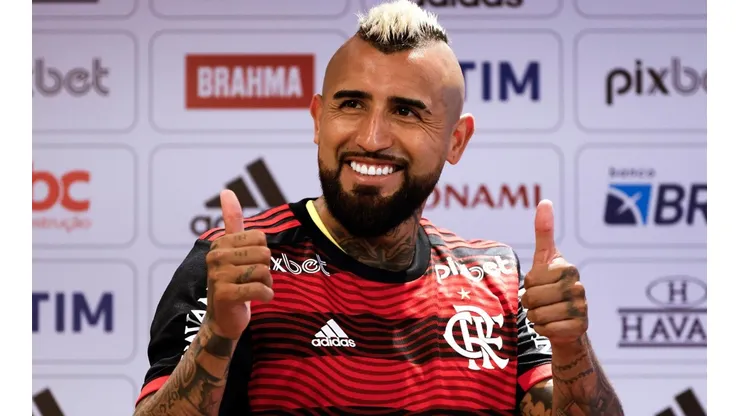 Arturo Vidal podría sumar sus primeros minutos con el Mengao.