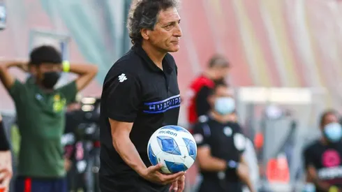 Salas se prepara para enfrentar a Colo Colo