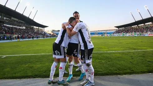Colo Colo se abraza constantemente en el torneo nacional