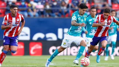 Víctor Davila sería titular en el duelo su equipo el León ante el Chivas