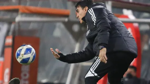 En Perú juegan al misterio sobre el interés de la FEF en Gustavo Quinteros.