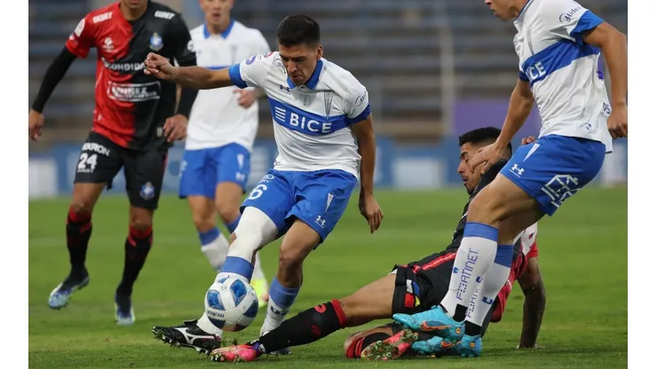 La UC cayó en la fecha 18 y redujo considerablemente sus opciones de ser campeón.