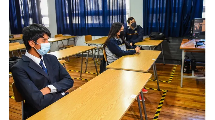 ¿Cuáles son los requisitos de la Beca de Articulación y el monto del beneficio?