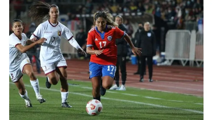 Javiera Toro es duda para el partido ante Colombia.