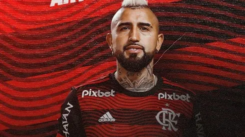 Arturo Vidal vivió este lunes su primera conferencia como jugador del Flamengo.