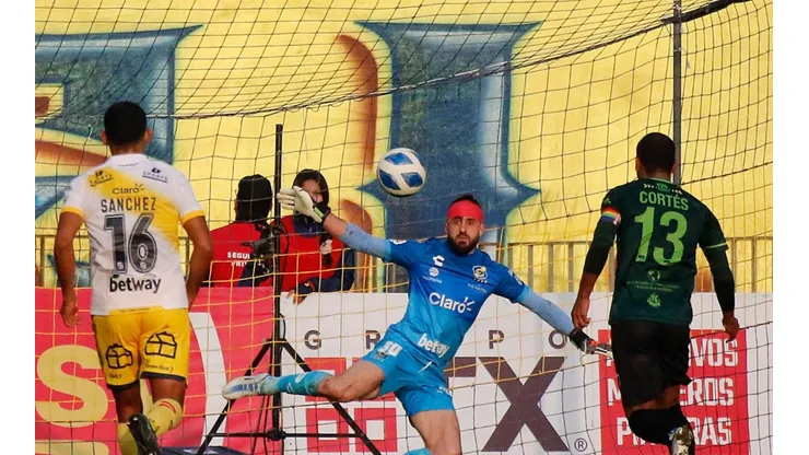 Magallanes eliminó a Everton y es uno de los cuatro equipos de Primera B que siguen con vida.