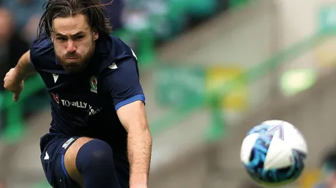 Ben Brereton Díaz anotó de tiro libre el empate para el Blackburn Rovers.