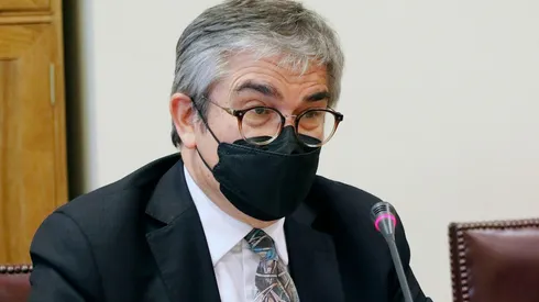 Ministro Marcel valora intervención del Banco Central al dólar