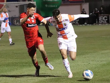 Cobresal se hace fuerte en casa y se mete en la parte alta