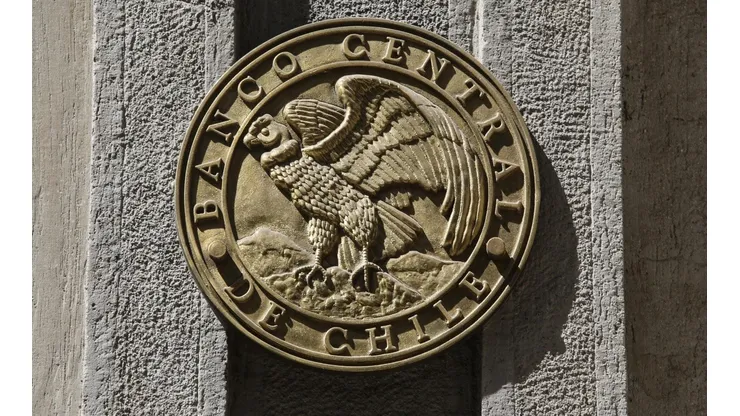 Banco Central anuncia intervención al dólar