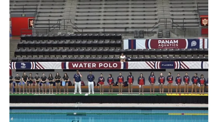 Selección U19 waterpolo antes del duelo con Argentina