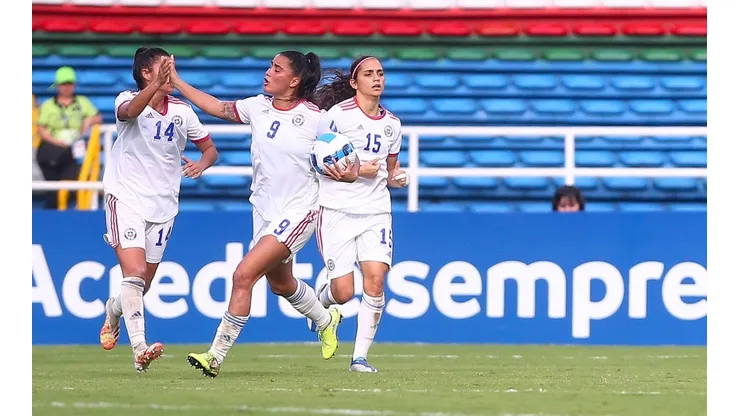 ¿Cómo la selección chilena femenina puede clasificar al Mundial y JJ.OO?