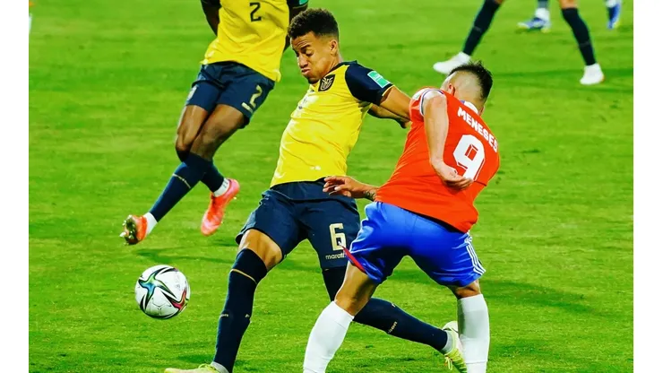 Perú se suma a Chile y apela ante la FIFA por el caso de Ecuador y Byron Castillo.