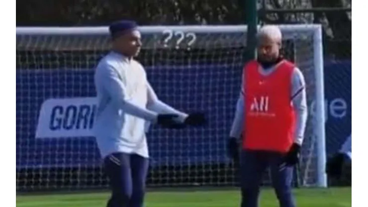 Mbappé quería hacer el ejercicio con Neymar