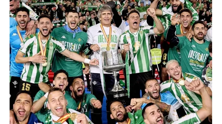 El Ingeniero y sus pupilos, entre ellos el chileno Claudio Bravo, tienen vueltos locos a los aficionados del Betis.