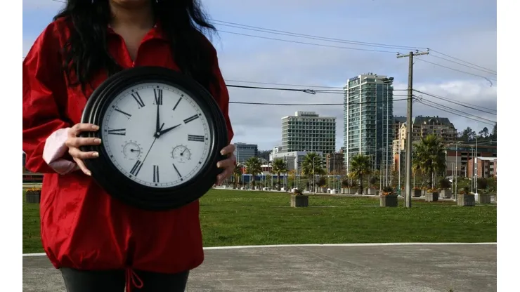 ¿Cuándo es el próximo cambio de hora en Chile?