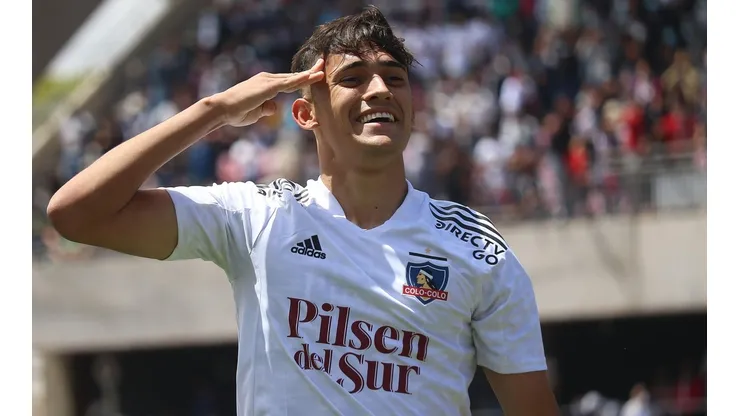 El Pibe causó furor en la prensa de su país por su fichaje a River Plate.
