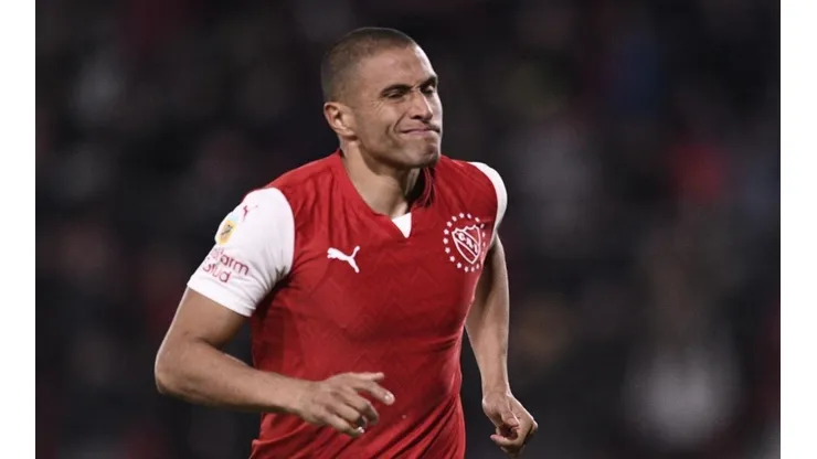 Leandro Benegas no jugó el clásico con Independiente por lesión.