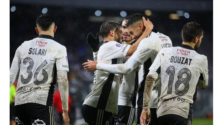 Colo Colo celebra la goleada conseguida ante Deportes La Serena.