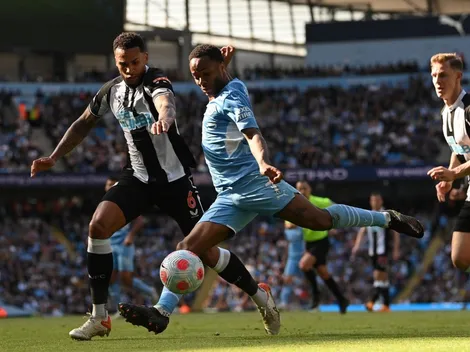 Sterling se hace los exámenes médicos para firmar en el Chelsea