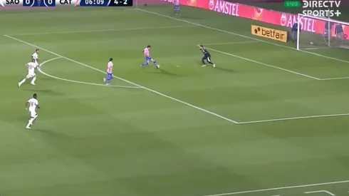 ¡Para qué te traje, Pollo Valencia! Farra de la UC comenzando la revancha contra Sao Paulo.