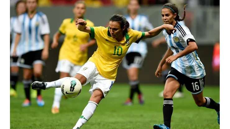 Brasil y Argentina animan la primera jornada del grupo B