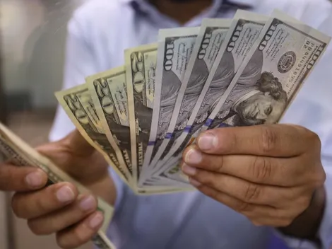 ¿Cómo afecta a los chilenos el aumento del precio del dólar?