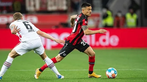 Charles Aránguiz cumplirá 200 partidos oficiales en Bayer Leverkusen al iniciar la próxima temporada