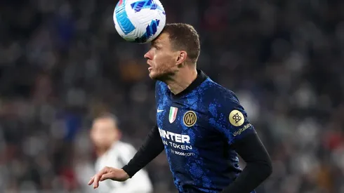 Edin Dzeko es uno de los principales afectados por la llegada de Romelu Lukaku.