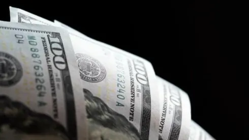 El dólar llega a los $1.000