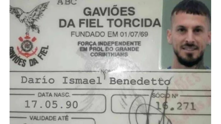 El elenco se burló de Benedetto en redes sociales